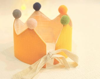 Hand Embroidered Birthday Crown for Baby and Kids – Custom Linen Crown with Name