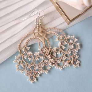 Pendientes de araña, grandes pendientes de filigrana dorada, joyas eduardianas, pendientes románticos para mujer, grandes pendientes de encaje, regalo de 40 cumpleaños