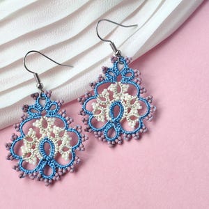 Tiny dangle earrings, beaded gradient earrings,  statement aesthetic earrings, multicolored earrings, 21st birthday gift for sister, lace