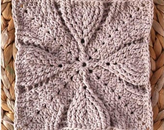 Crochet Granny Square Pattern | EVELYN |  Crochet Square | Flower Granny Square (PDF Pattern)