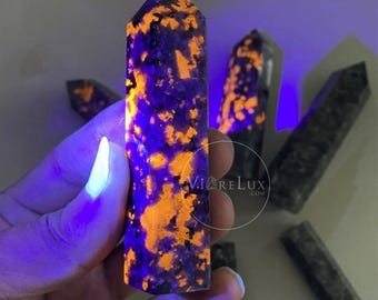 Yooperlite Obelisk Tower: UV Reactive Fluorescent Crystal Stone