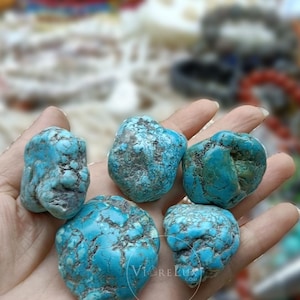 Raw Turquoise Stone: Natural Blue-Green Crystal for Jewelry, Healing, Collector