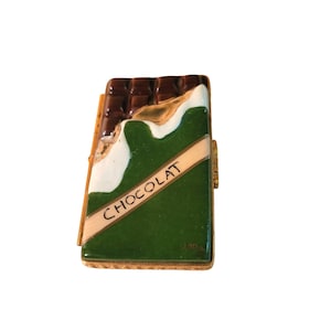 Limoges Peint Main Chocolat Signed Hinged Trinket Vintage Box France 2.5&#39;&#39;