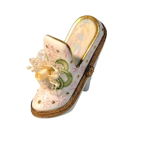 Limoges France Ladies Shoe Hinged Trinket Box Peint Main Vintage Wedding