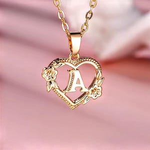 Goldene Herzkette mit Initialen – Personalisierter Buchstabenanhänger für Damen