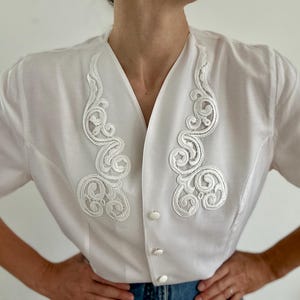 Vintage White Embroidered Blouse 1990s German Viscose Shirt Short Sleeve Retro Top S-L Elegant Boho Summer Blouse Classic White Button Up