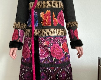 Abrigo vintage Roberto Cavalli de pasarela, colección Milán y Nueva York 2008, mezcla de lana y seda, bohemio, con patchwork, estampado de leopardo, fabricado en Italia, tallas XS-S