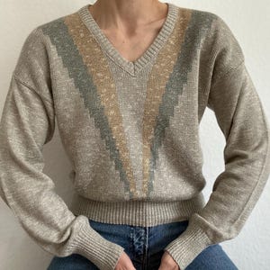 Vintage Women’s Sweater Natural Linen Color Knit with V-Neck Made in Germany Clothing 1980s/90s Retro Style Pullover Women Size S-M
