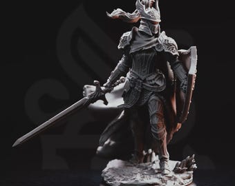 Alwine von Findros – Elite Marine Knight | Fantasy D&D Miniature | Hero, Villain or NPC, Resin Model