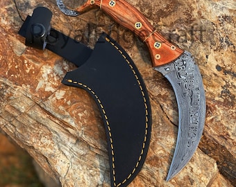 Coltello Karambit in acciaio Damasco forgiato a mano: manico in legno Pakka