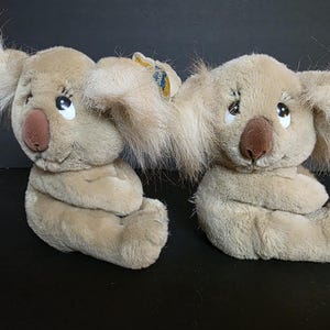 Lot of 2 Vintage 1982 Dakin &#39;Kooky Koala&#39; Plush Bears