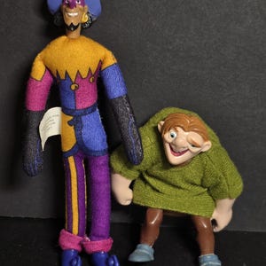 1996 &#39;The Hunchback of Notre Dame&#39; Burger King Kids Meal Toys, Bundle of 2
