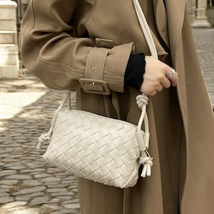 Handgefertigte gewebte Leder Umhängetasche – Echtleder Geldbörse – Klassische Schultertasche – Elegantes Geschenk für Sie – Boho Chic Handtasche
