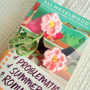 Crochet Flower Bookmark