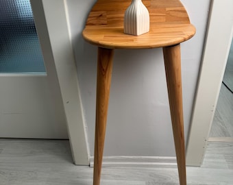 Handmade Beech Wood Half-Moon Wall Table, Minimalist Nightstand, Small Console Table, Floating Entryway Shelf, Natural Wood Dresser