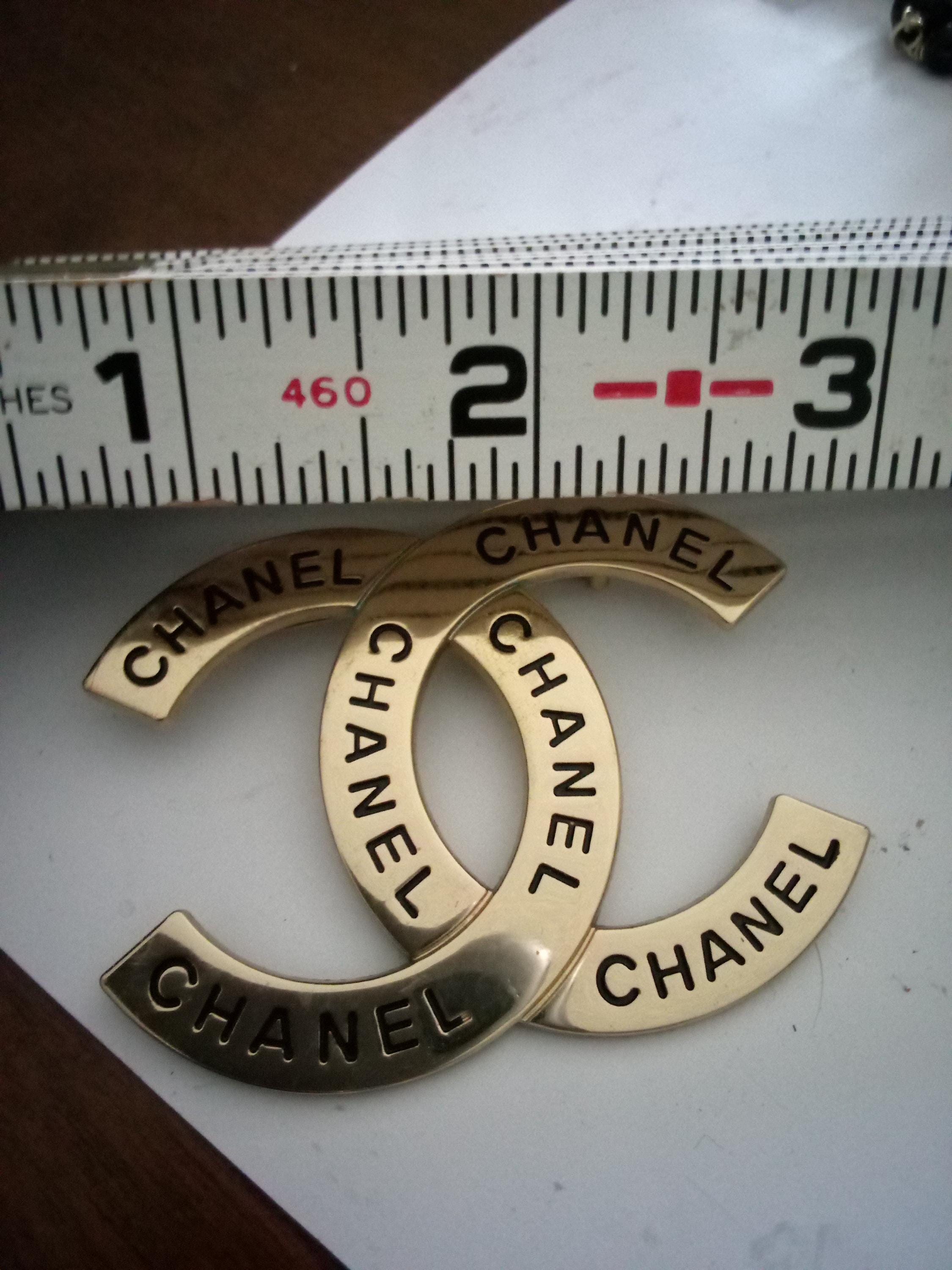 Large gold brooch pin