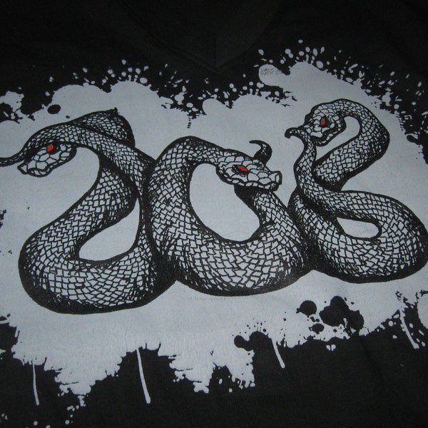 See, Hear, Speak Evil Snakes Shirt. Black V-neck Size Medium