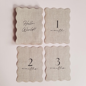Cartes d'étape personnalisées ondulées pour bébé Tissu de lin personnalisé Accessoire de photographie d'étape importante pour bébé, cadeau pour nouveau-né, cadeau personnalisé pour nouvelle maman