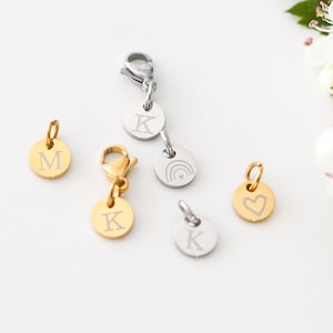 Dainty Engraved Intial Tag, Tiny Small Disc With Letter, Bracelet Small Charm 0.8 cm, Custom Tiny Charms, Personalized Charm Pendant