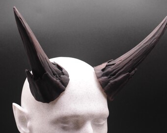 Cuernos de cosplay de fantasía de Earthborn con diadema de ajuste cómodo