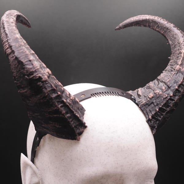 Zareth fantasy cosplay horns with comfort fit headband