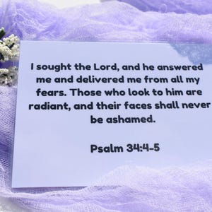 Daily Grace Scripture Cards for Encouragement, 16 Bible Verse Affirmation Cards, Faith-Based Motivational Gift