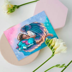 Mini impresión artística en acuarela: Confort; Arte angelical, Arte de criaturas fantásticas, Regalo artístico acogedor, Postal colorida, Regalo para amantes del arte fantástico