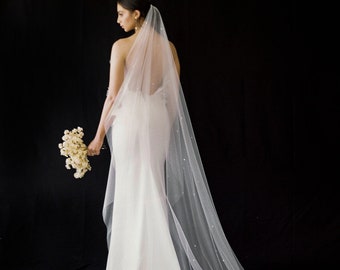 Anaïs | Sheer Veil with Pearls, Pearl Wedding Veil, Soft Bridal Veil with Pearls