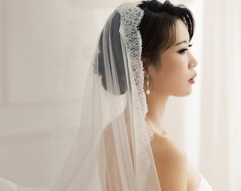 ADRIANNA Lace Wedding Veil | Lace Bridal Veil, Mantilla Veil, Long Lace Veil, Veil with Lace