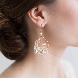 Wedding Statement Earrings, Floral Bridal Earrings. Statement Earrings, floral bridal earrings, bridal hoop jewelery, modern bridal earrings