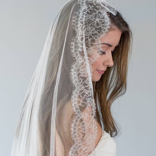 Mantilla Lace Wedding Veil - Etsy