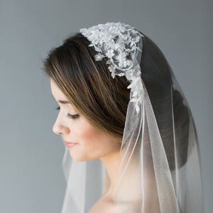 Bridal Veil, Lace Vintage Style Veil, Fingertip Juliet Veil, Ivory Lace Veil, Vintage Style Veil, Juliet Veil - JUSTINA