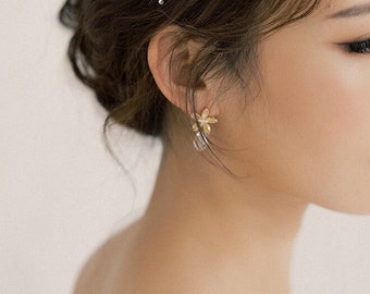 EIRA | Crystal Drop Earrings, crystal bridal earrings, gold crystal earrings