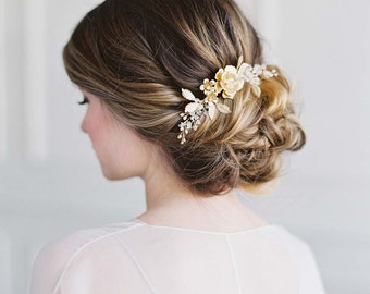Gold Flower Bridal Comb, Brass Leaves, Pearl Wedding Headpiece
