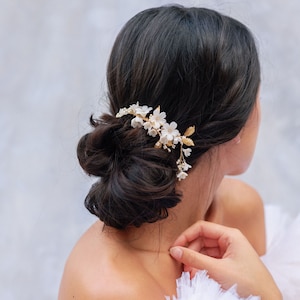 Floria Bridal hair comb, wedding hair comb, floral headpiece image 1