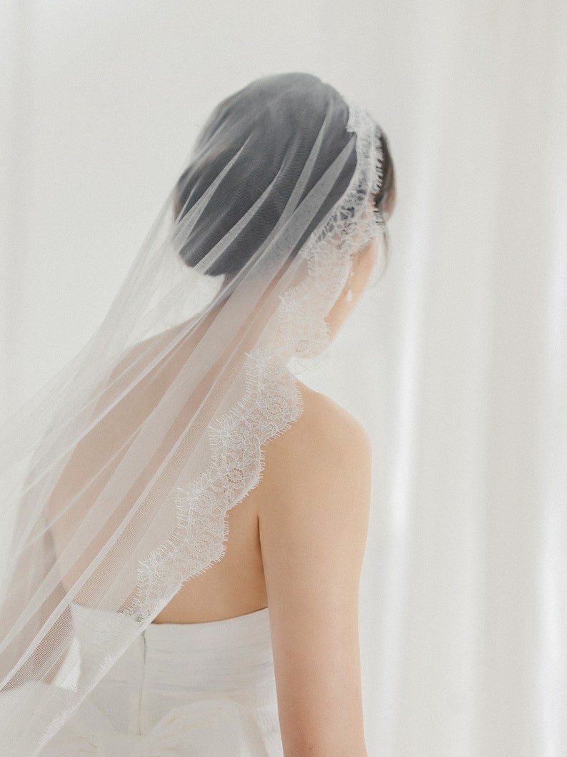 ADRIANNA Lace Wedding Veil Lace Bridal Veil, Mantilla Veil, Long Lace Veil, Veil with Lace image 4