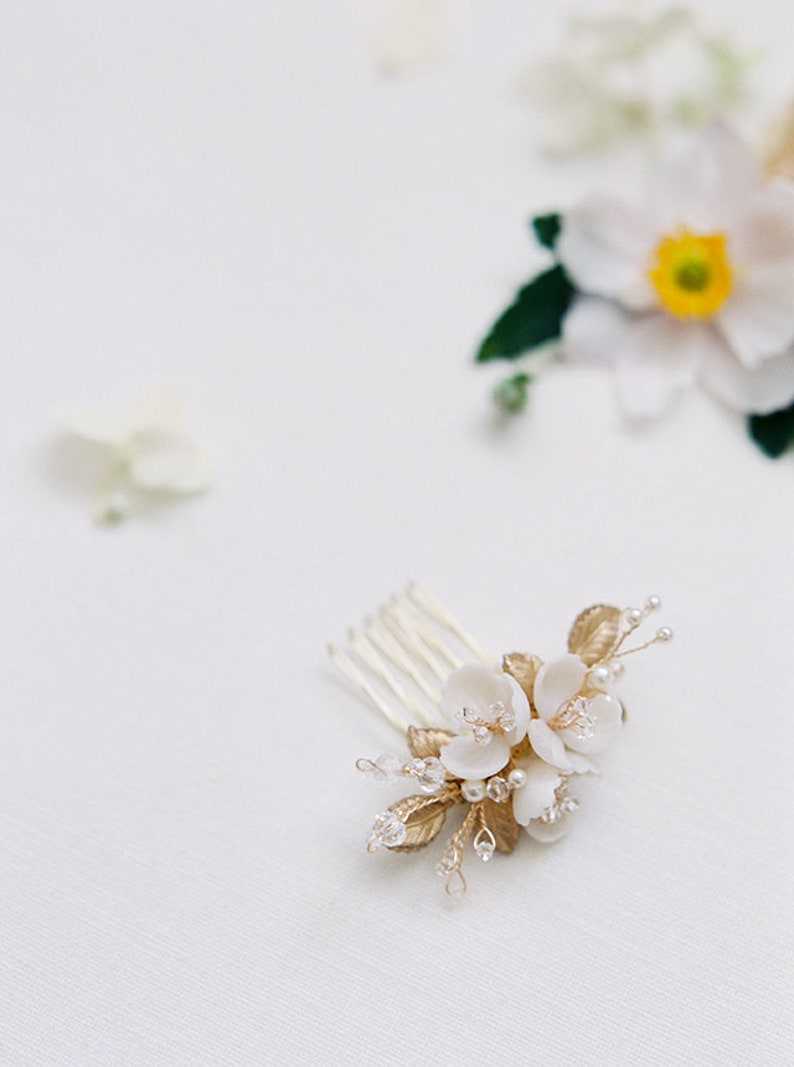 HELLÉBORES Wedding Hair Combs Bridal Hair Combs Floral Hair Etsy