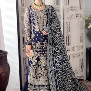 Pakistani formal dress | Pakistani branded dress | Pakistani suits | Pakistani dress
