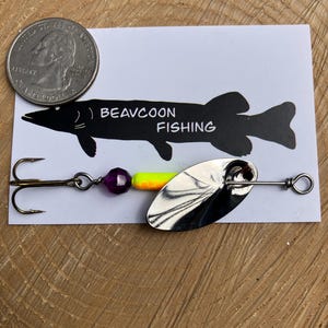 In-Line Bladed Fishing Spinner (Silver & Neon)