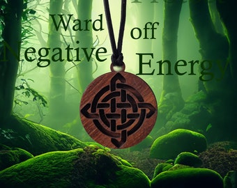 Ręcznie robiony drewniany naszyjnik z wiccańskim celtyckim krzyżem ochronnym - Magic Talisman Jewellery
