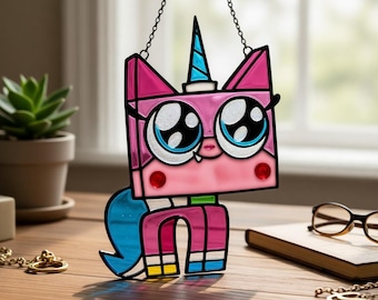 Łapacz słońca z żywicy Unikitty do powieszenia na oknie, różowy jednorożec z filmu, prezent dla dzieci do pokoju dziecięcego