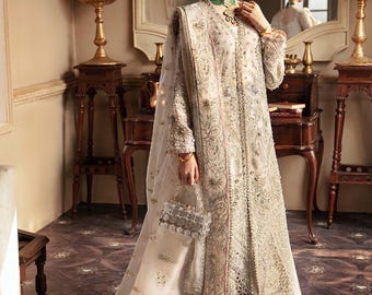 Camisa larga formal pakistaní color marfil con sharara / Conjunto de organza bordado a mano para Eid