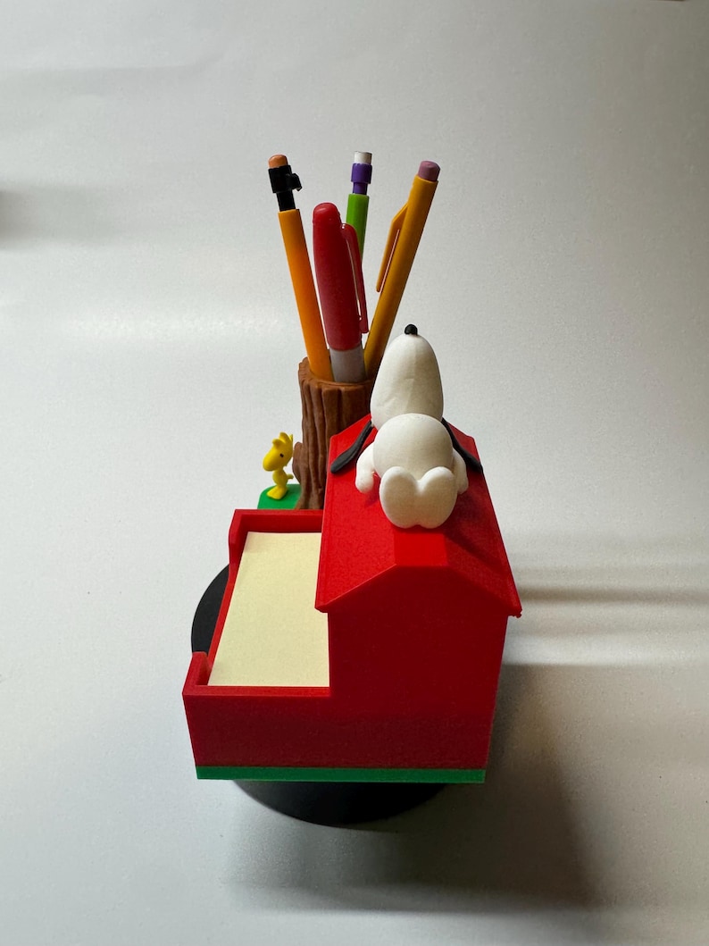 Snoopy Post-It Note and Pen/Pencil Holder PLEASE READ DESCRIPTION! For colors. image 4