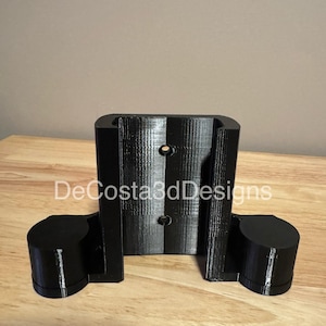 Ryobi Stick Vacuum Wall Mount with Attachment