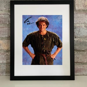 Robin Williams Hook Movie Poster Photo with Reprint Autograph | Framed or Unframed 8x10