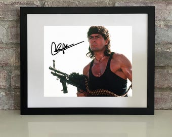 チャーリー・シーンのサイン入り11 x 14写真（ベケット認証済み