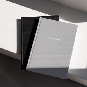 Diario de oración, Diario "Querido Dios", Diario de tapa dura mate, Estética moderna y neutra, Escribir cartas a Dios, Estilo sencillo, Diario de fe