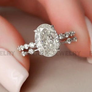 Oval Lab Grown Diamond Solitaire Hidden Halo Engagement Ring Set Distance Diamond Pave Matching Band Oval Diamond Ring Wedding Ring Set