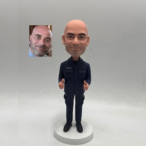 Military Hero BobbleheadPersonal Soldier Ornaments Uniform and Name Tag – Unique Gift for Veterans, Promotions or Retirement Keepsake