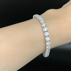Diamond Tennis Bracelet in 18K White Gold, Moissanite Lab Grown Diamond Classic Bracelet for Women Anniversary Gift